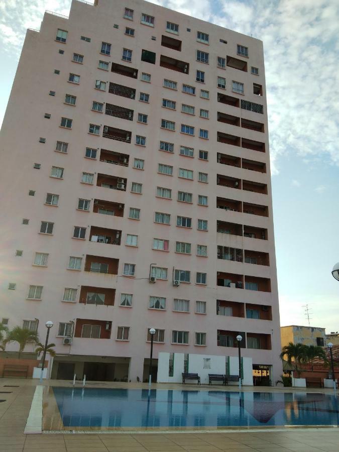 马六甲广场拉雅公寓 Malacca 外观 照片